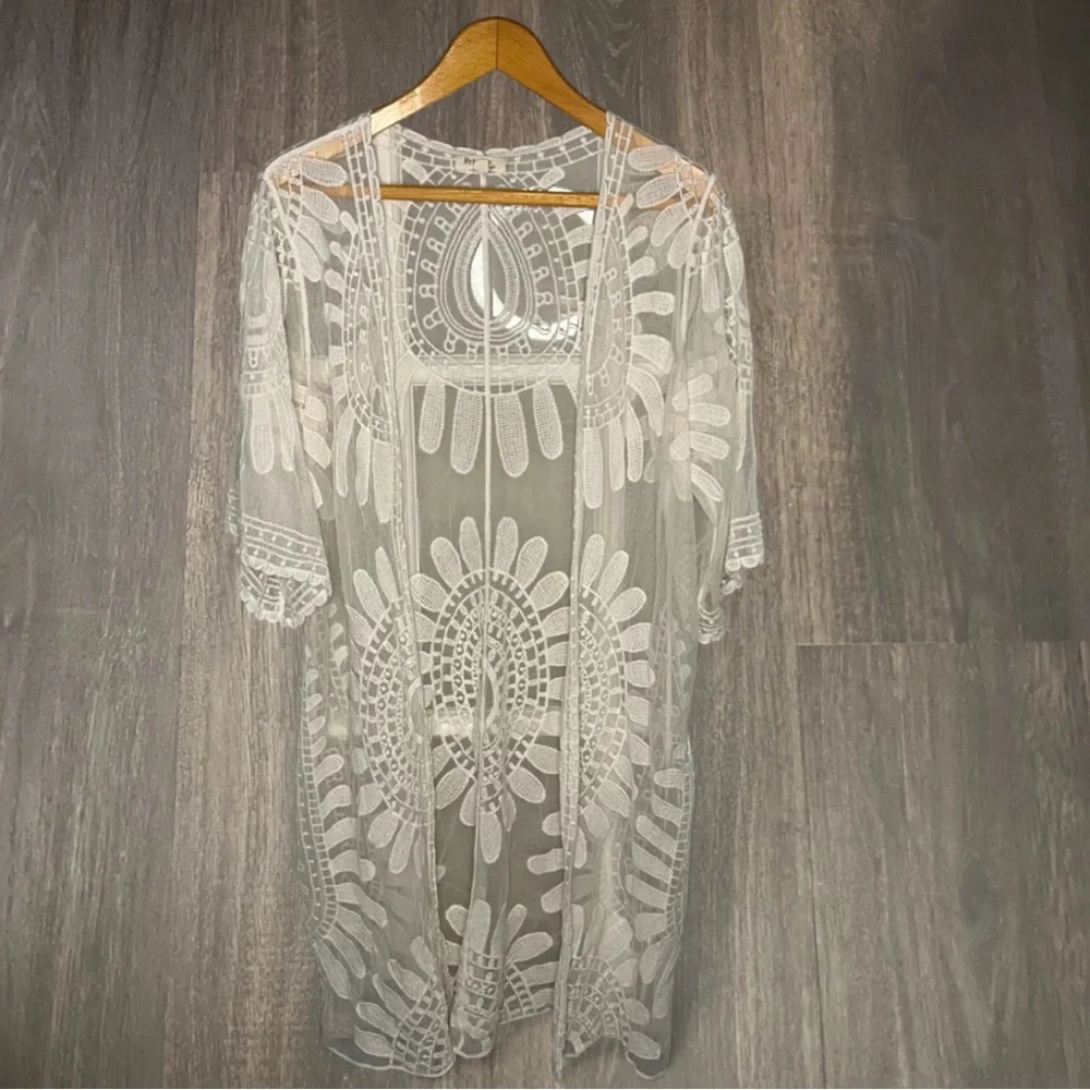 Rebellion Again‎ Sheer Lace Kimono Medium Boho Duster Cover Up